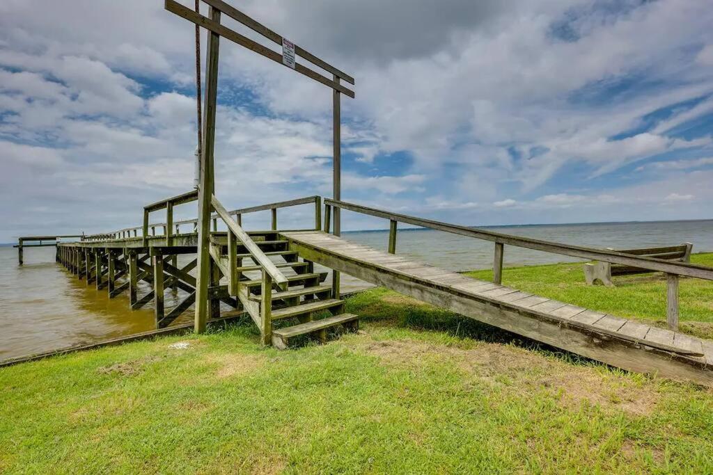 Vacation Home Lake Livingston! Onalaska ภายนอก รูปภาพ