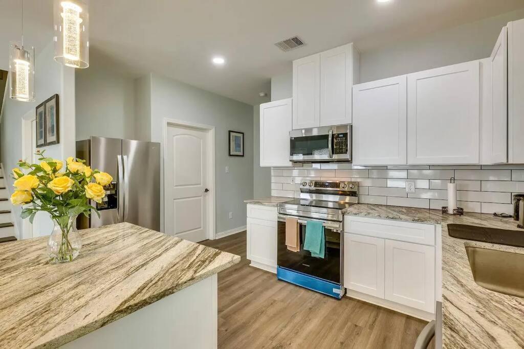 Vacation Home Lake Livingston! Onalaska ภายนอก รูปภาพ